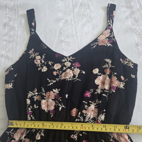 Only Black Midi Sundress With A Floral Print - Picture 6 of 8